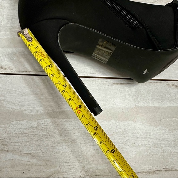 Olivia Ferguson Black Studded Spiked Stilettos Boots Booties Women Sz 8 Sexy - Picture 6 of 11